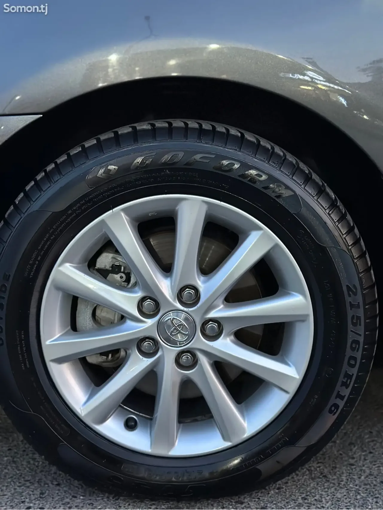 Toyota Camry 2010 · 2.5 AT