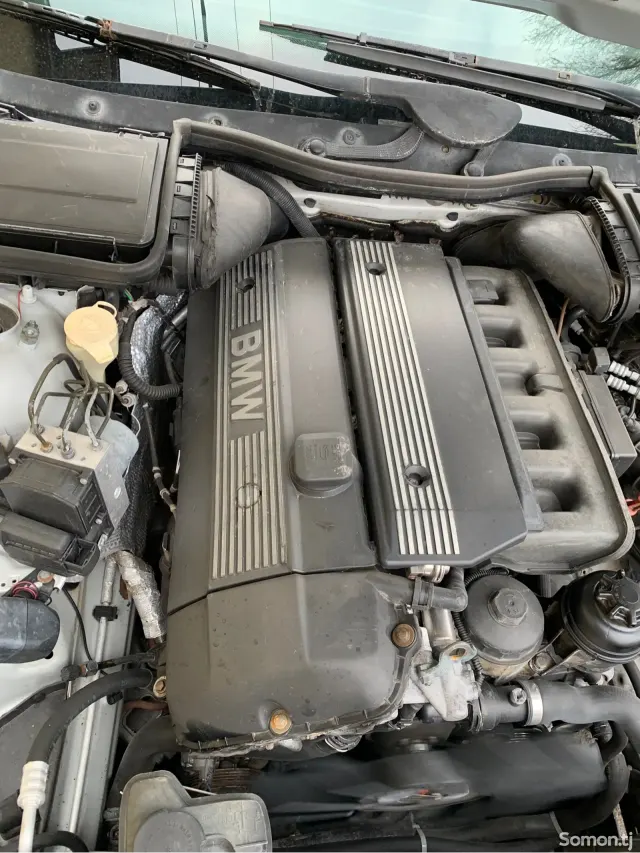 BMW 5 series 1999 · 2.5 MT