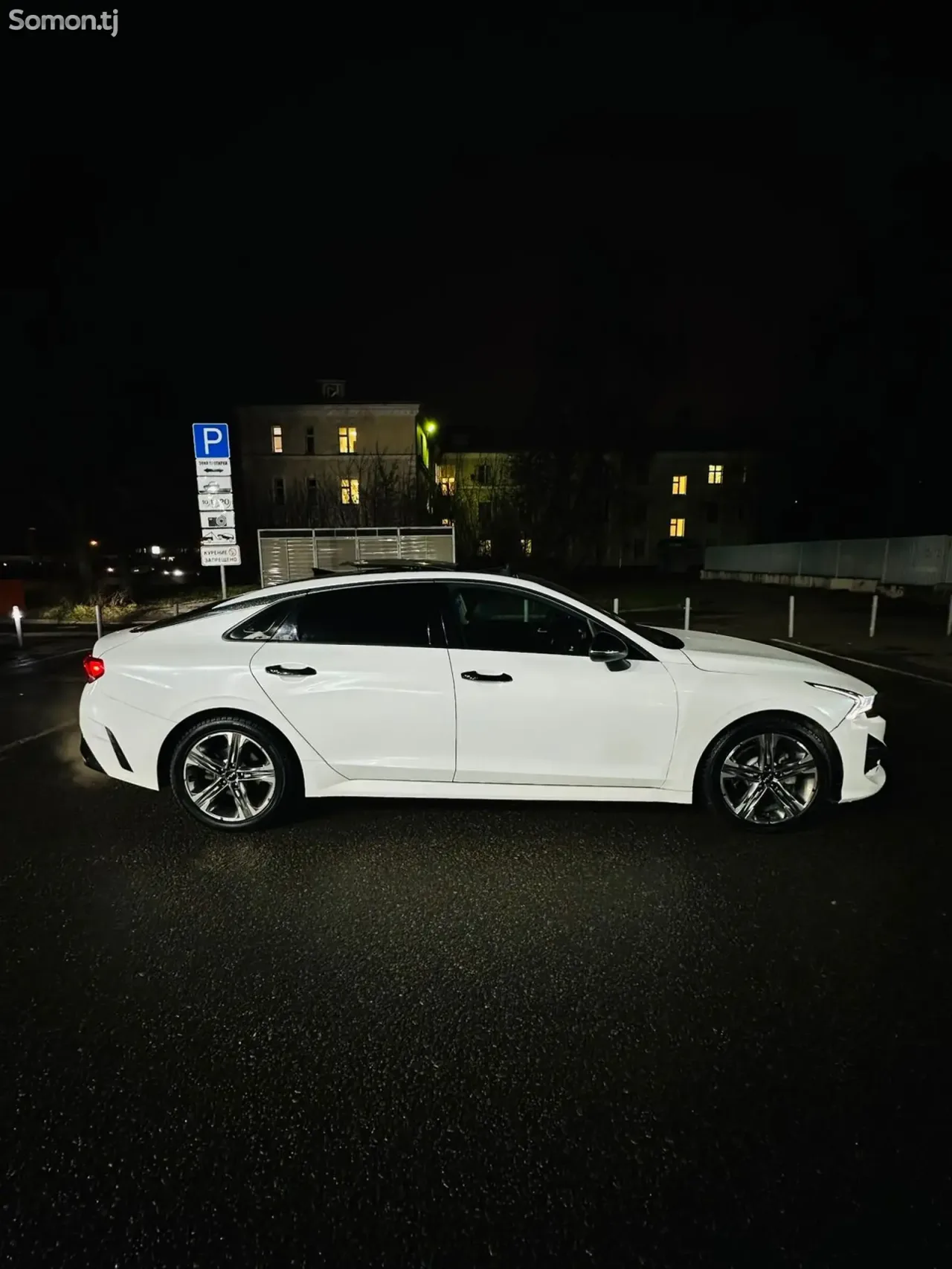 Kia K5 2022 · 1.6 AT