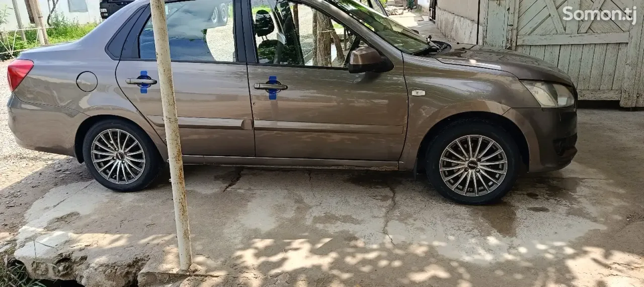 Lada (ВАЗ) Granta 2017 · 1.6 AT