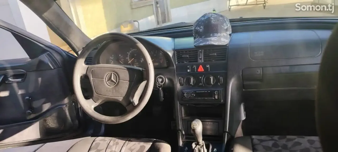 Mercedes-Benz C class 1996 · 2.0 MT