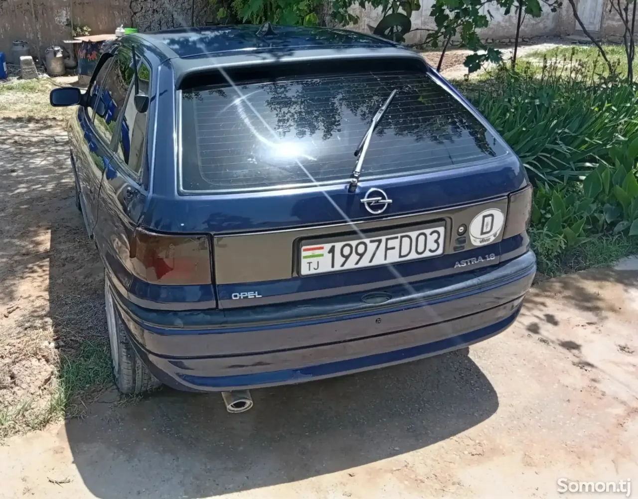 Opel Astra F 1997 · 1.6 MT