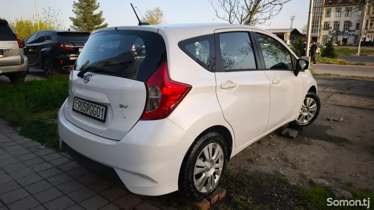 Nissan Vanette 2017 · 1.6 AT