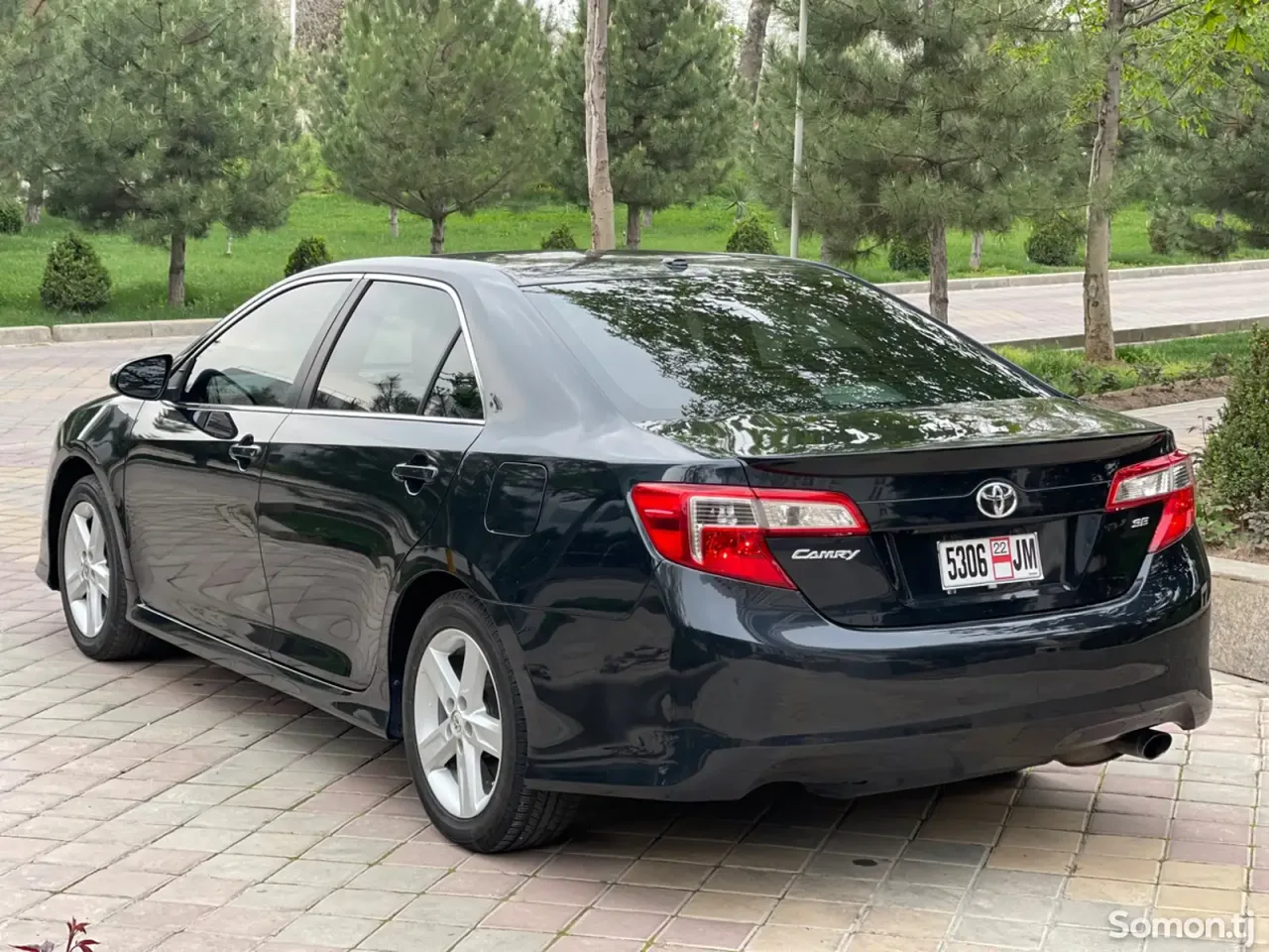 Toyota Camry 2014 · 2.5 AT