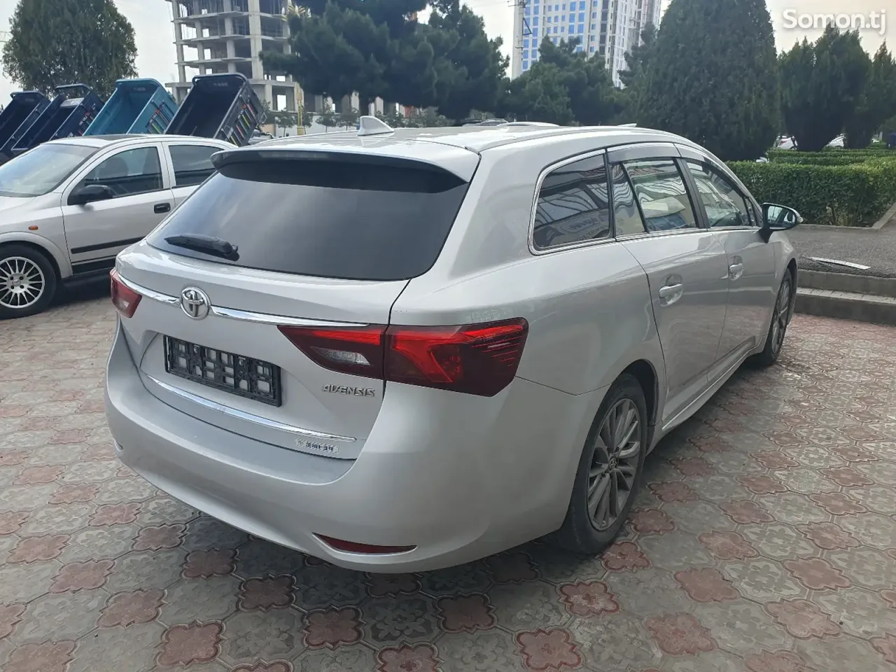 Toyota Avensis 2016 · 1.8 AT