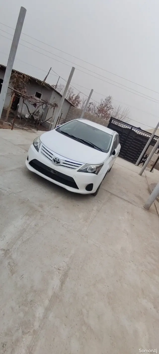 Toyota Avensis 2014 · 2.0 AT