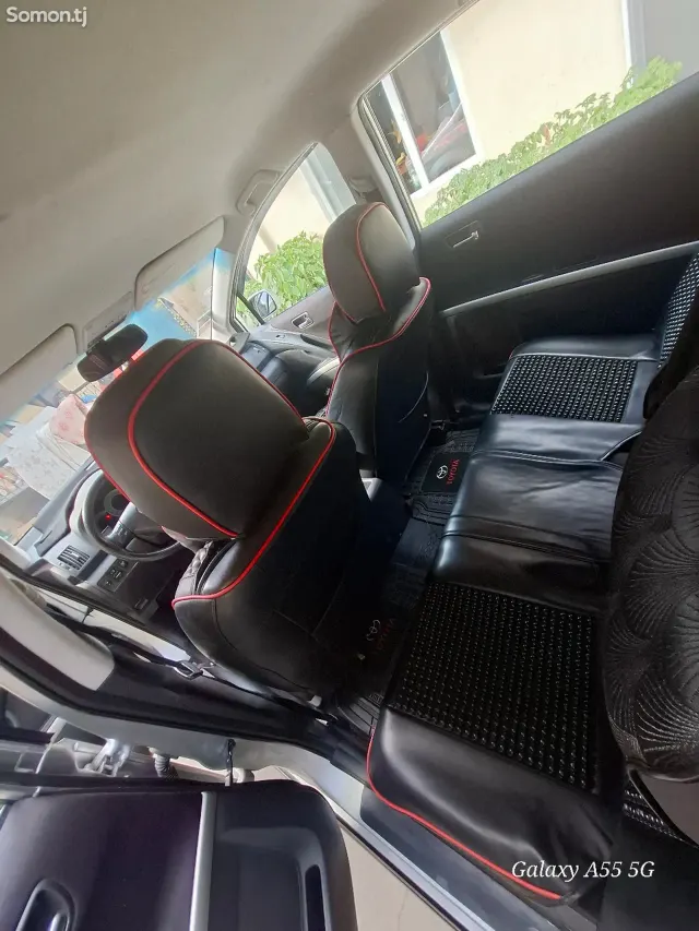 Toyota Verso 2007 · 1.8 MT