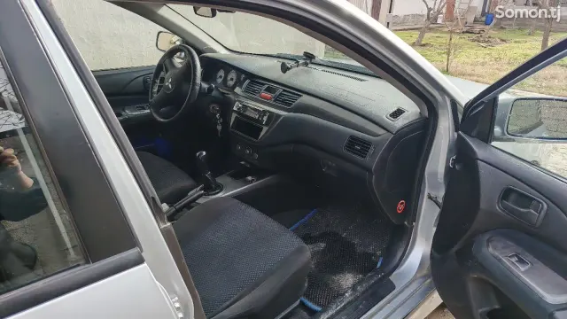 Mitsubishi Lancer 2007 · 1.6 MT
