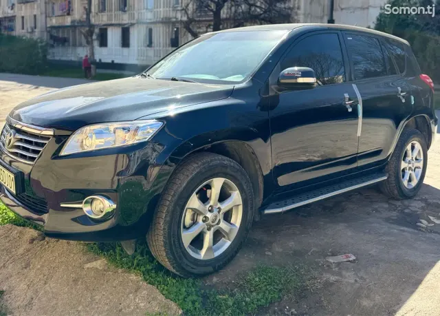Toyota RAV 4 2012 · 2.0 AT