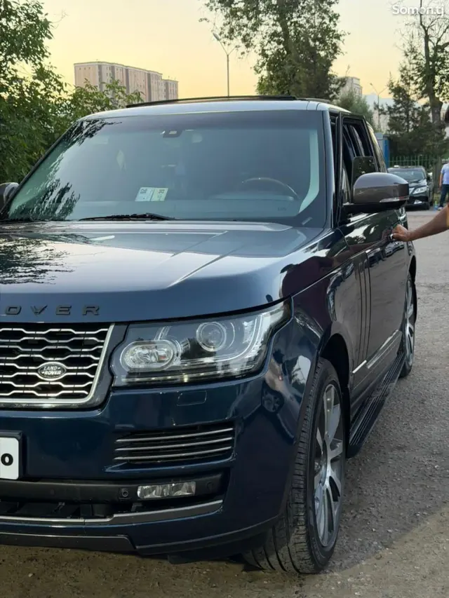 Land Rover Evoque 2015 · 5.0 AT