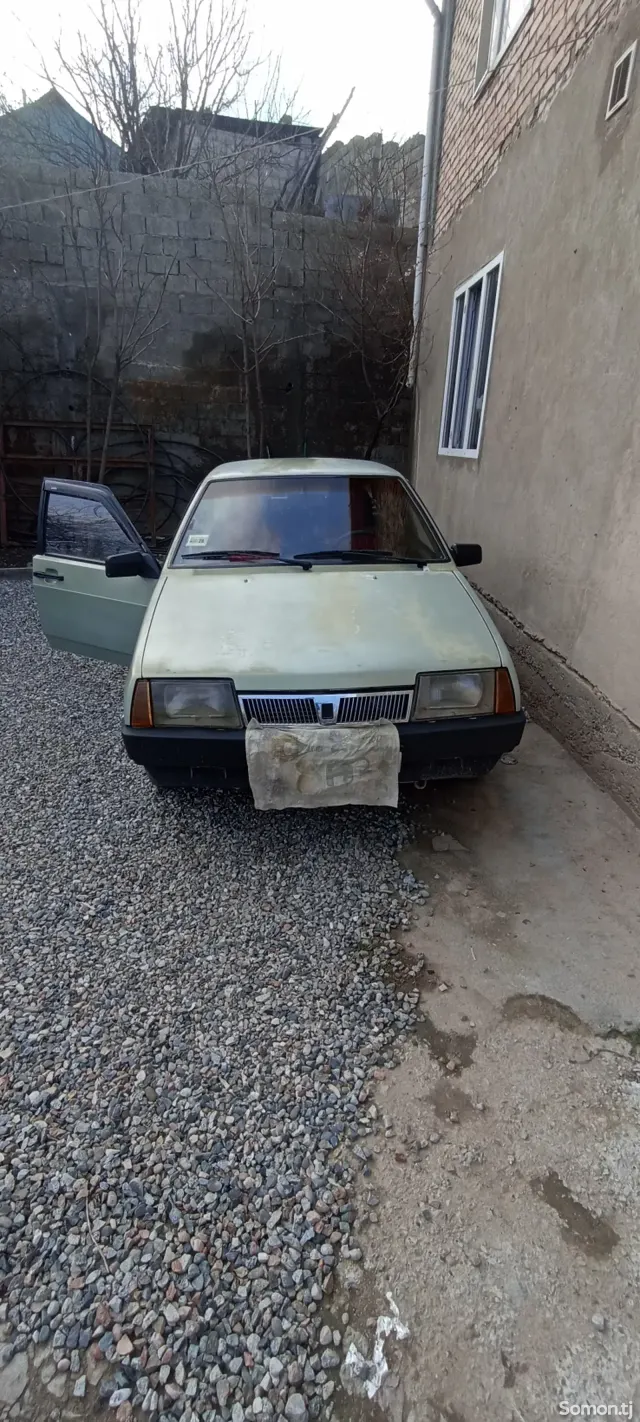 Lada (ВАЗ) 21099 2001 · 1.5 MT