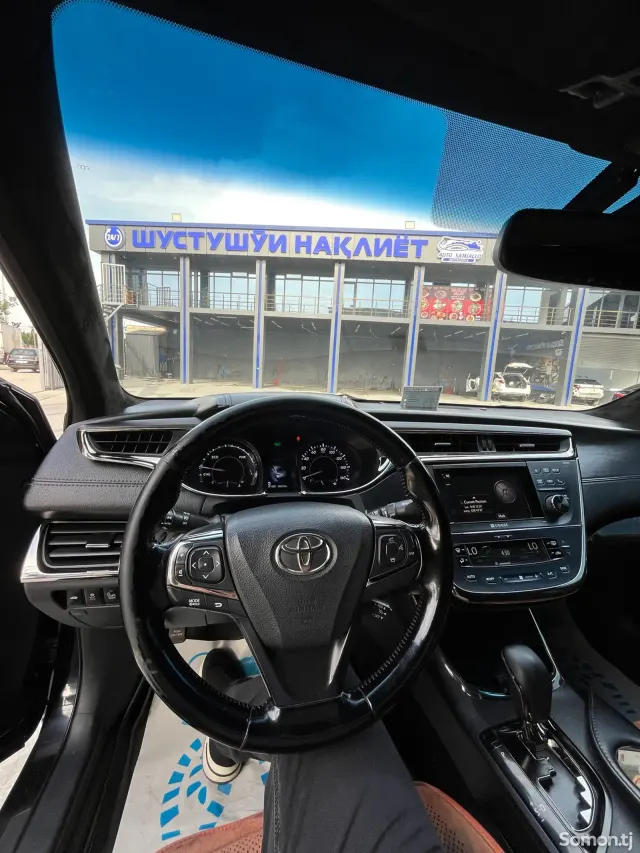 Toyota Avalon 2015 · 2.5 AT