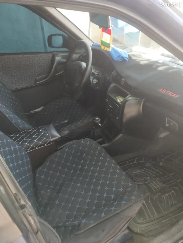 Opel Astra F 1997 · 1.6 MT