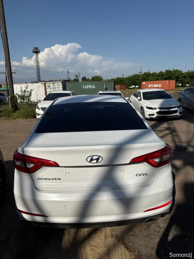 Hyundai Sonata 2014 · 2.0 AT