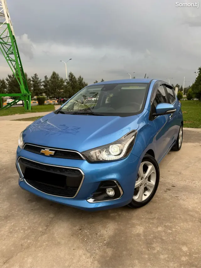 Chevrolet Spark 2017 · 1.4 AT