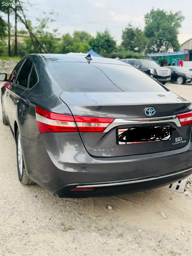 Toyota Avalon 2014 · 2.5 AT