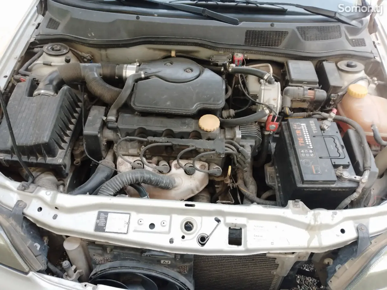 Opel Astra G 1998 · 1.6 MT