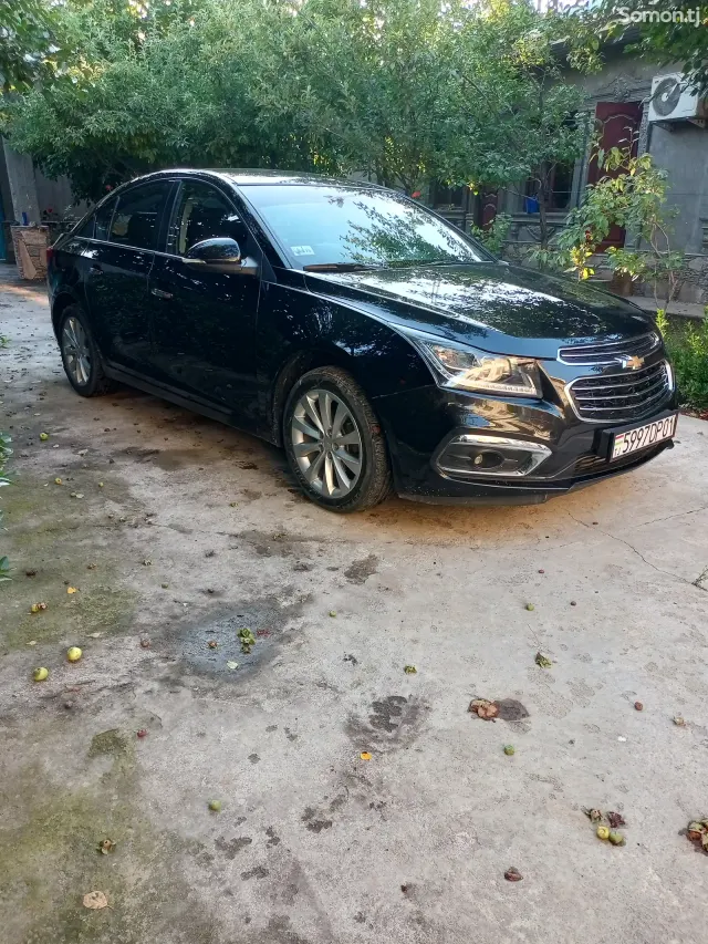 Chevrolet Cruze 2015 · 1.8 AT