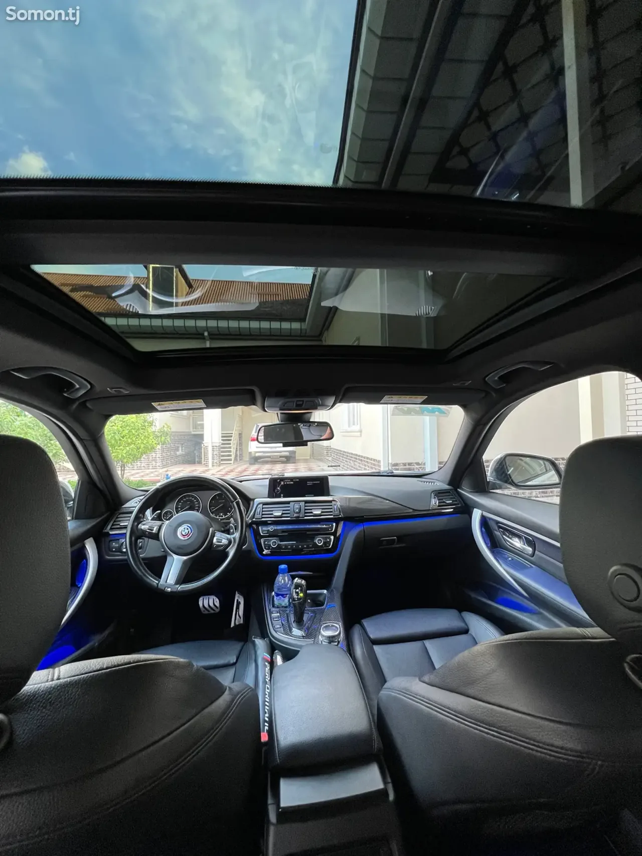 BMW M3 2015 · 2.0 AT