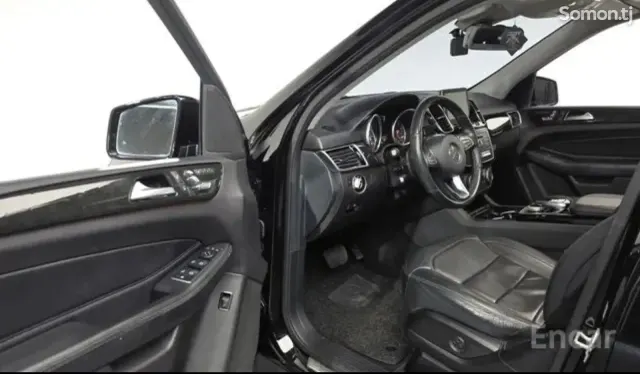 Mercedes-Benz GLE class 2016 · 2.5 AT
