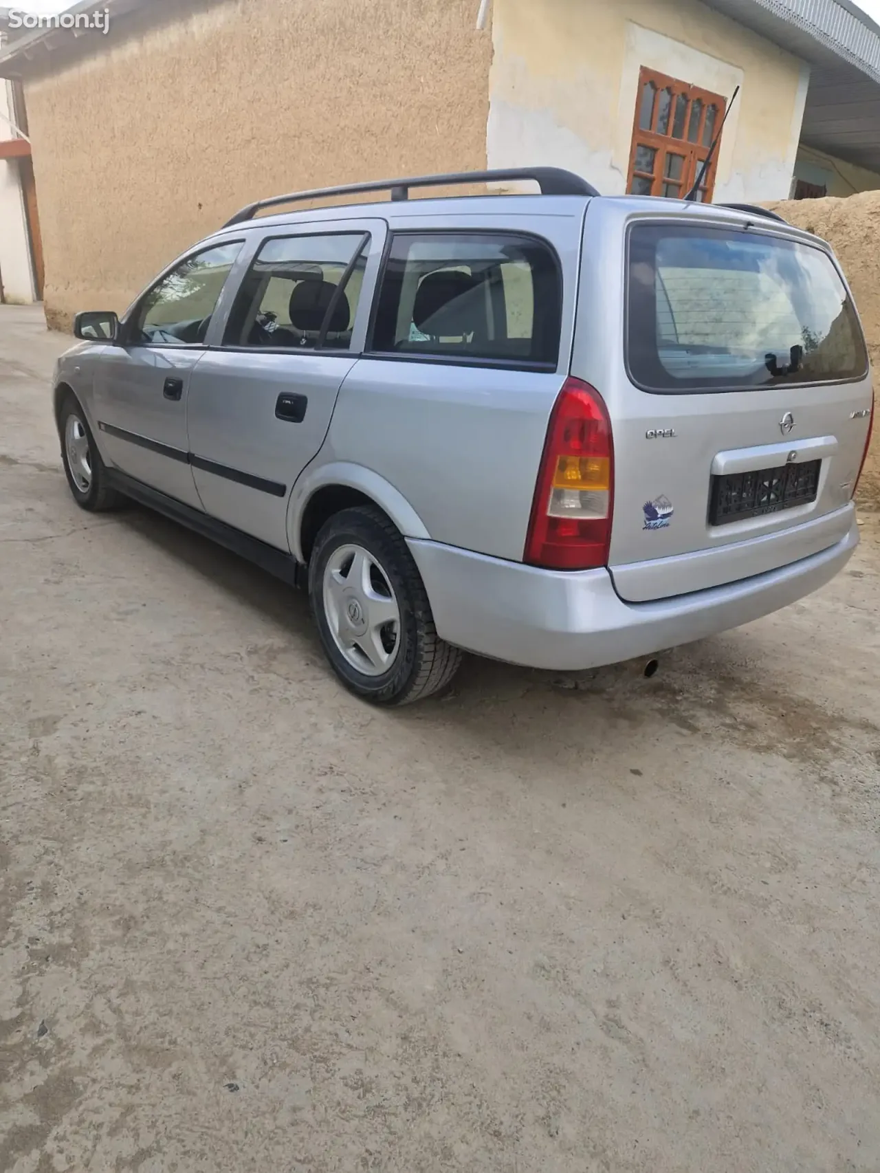 Opel Astra G 1999 · 1.6 MT