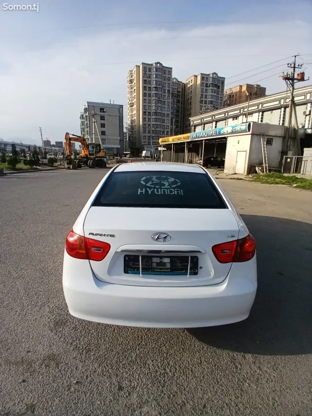 Hyundai Avante 2007 · 1.6 AT