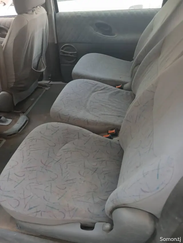 Volkswagen Sharan 1997 · 1.8 MT