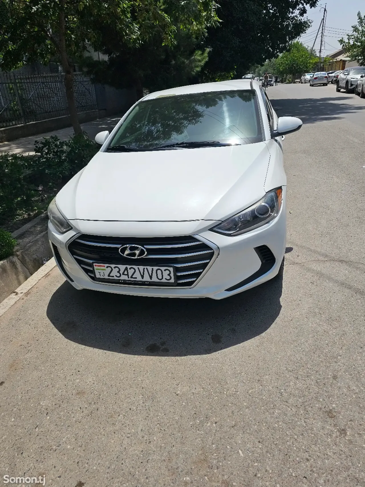 Hyundai Elantra 2017 · 2.0 AT