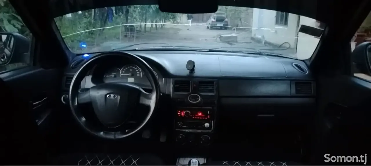 Lada (ВАЗ) Priora 2012 · 1.6 MT