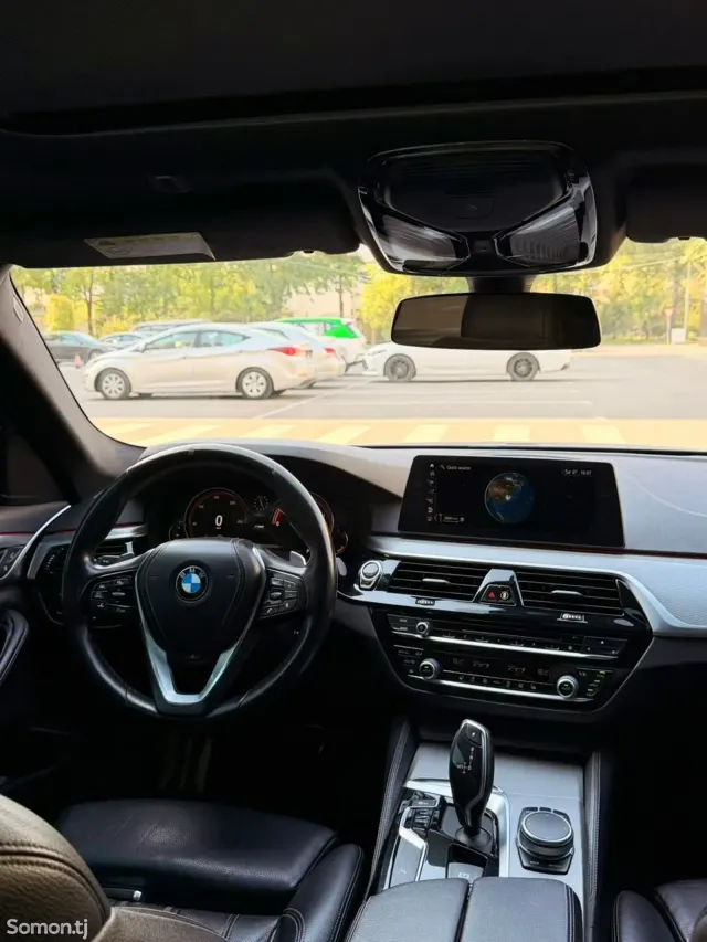 BMW 5 series 2017 · 2.0 AT