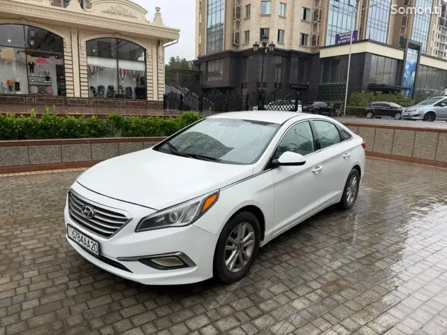 Hyundai Sonata 2017 · 2.4 AT