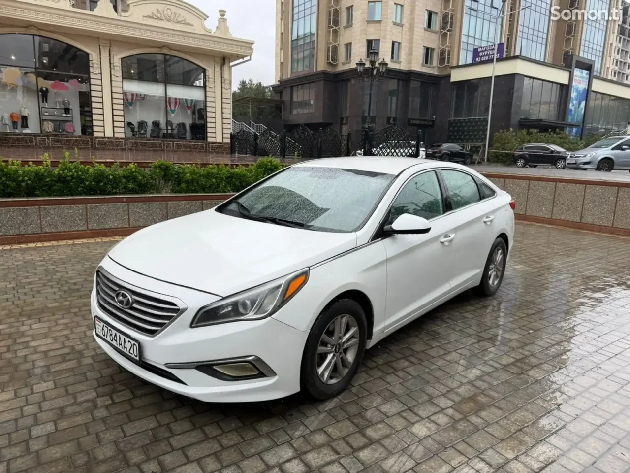 Hyundai Sonata 2017 · 2.4 AT