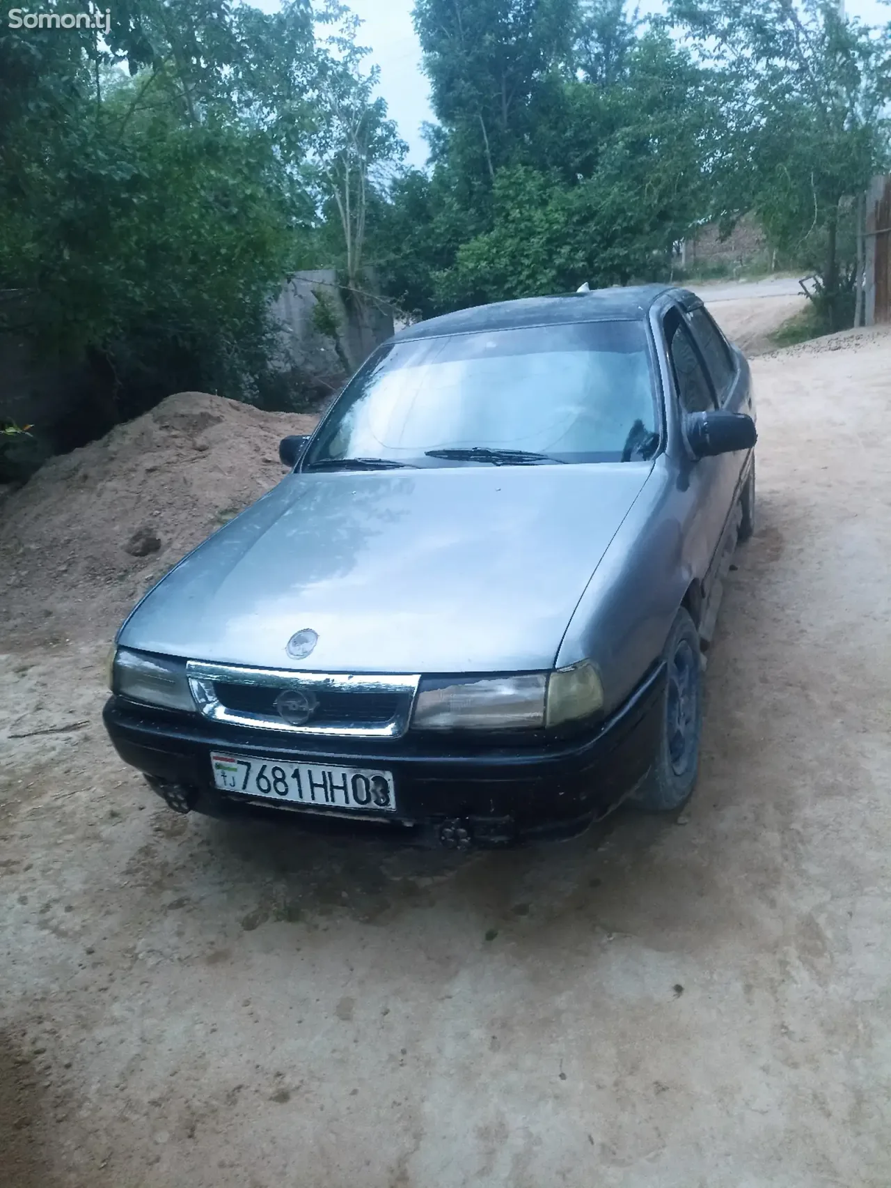 Opel Vectra A 1992 · 1.8 MT
