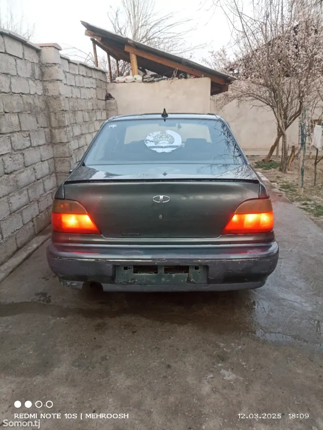 Daewoo Nexia 1995 · 1.6 MT