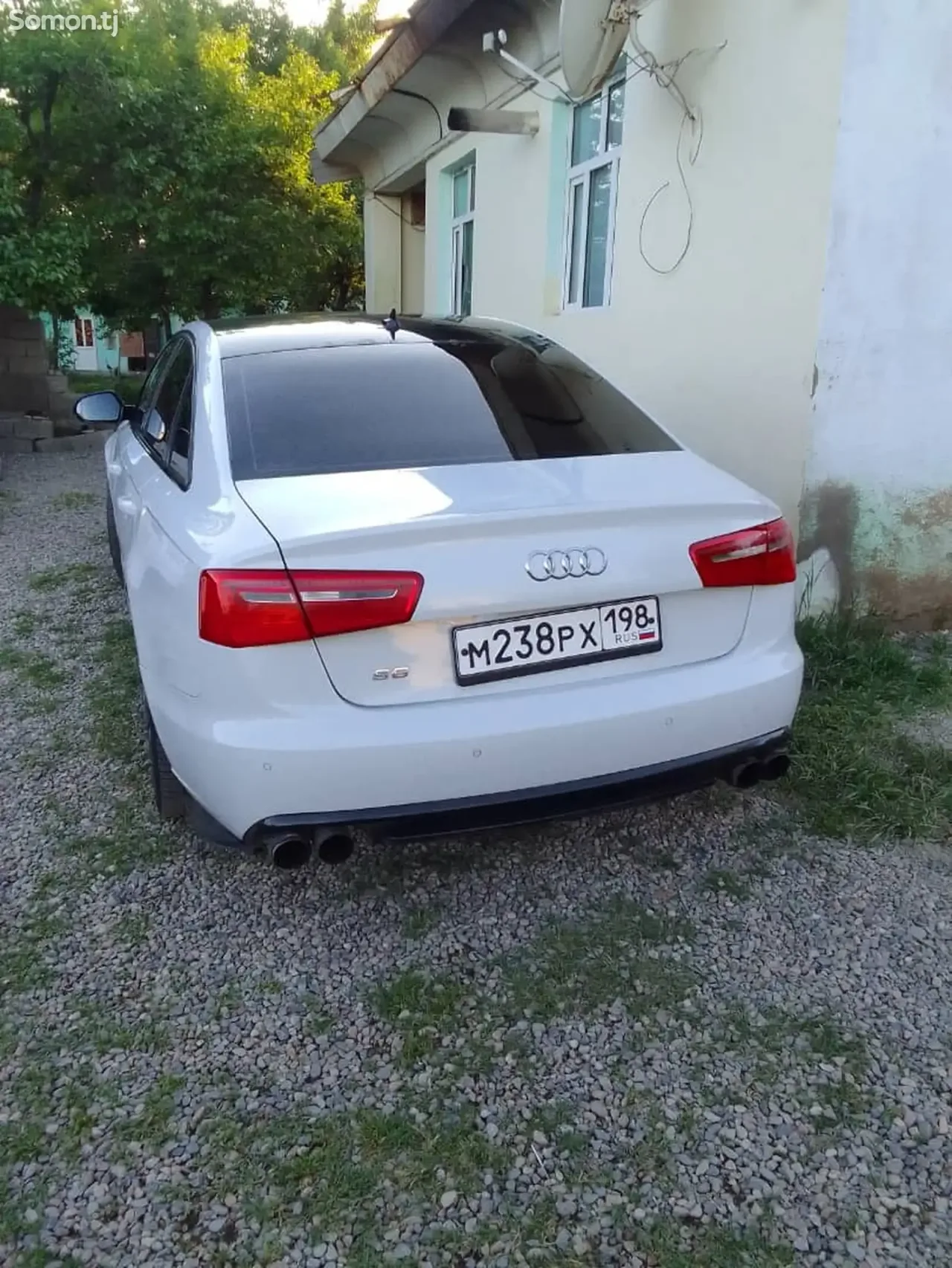 Audi A6 2015 · 2.8 AT