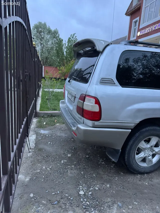 Toyota Land Cruiser 2006 · 4.7 AT