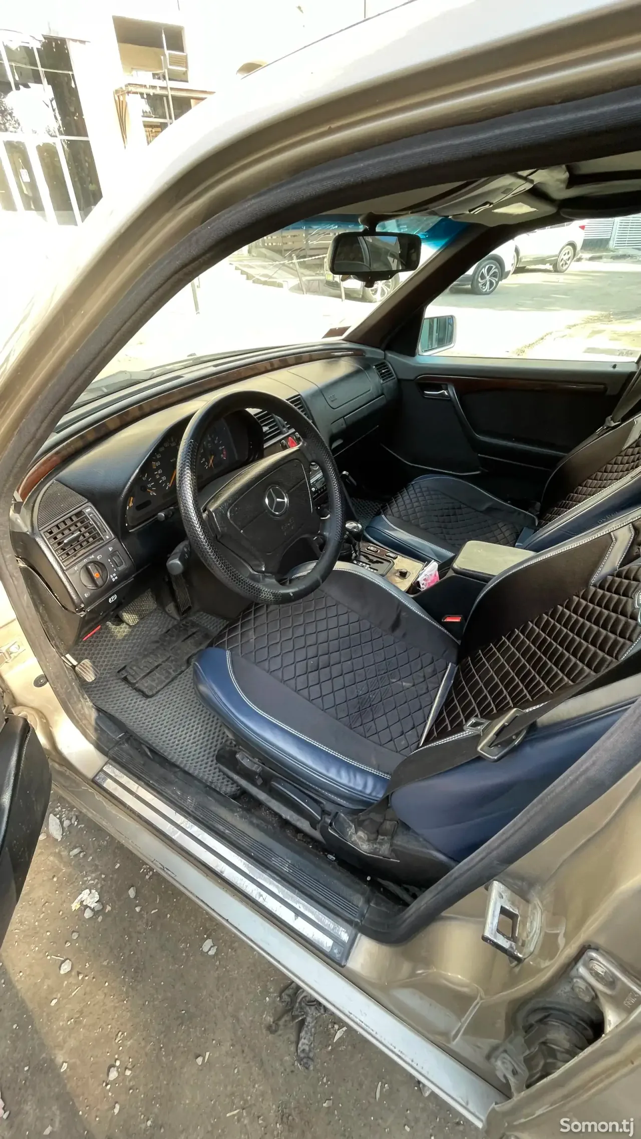 Mercedes-Benz C class 1995 · 2.0 AT