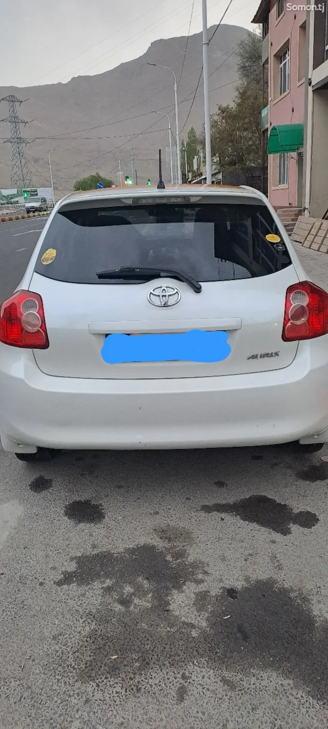 Toyota Auris 2008 · 1.5 AT
