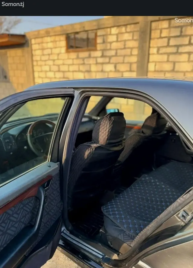 Mercedes-Benz C class 1994 · 1.8 MT