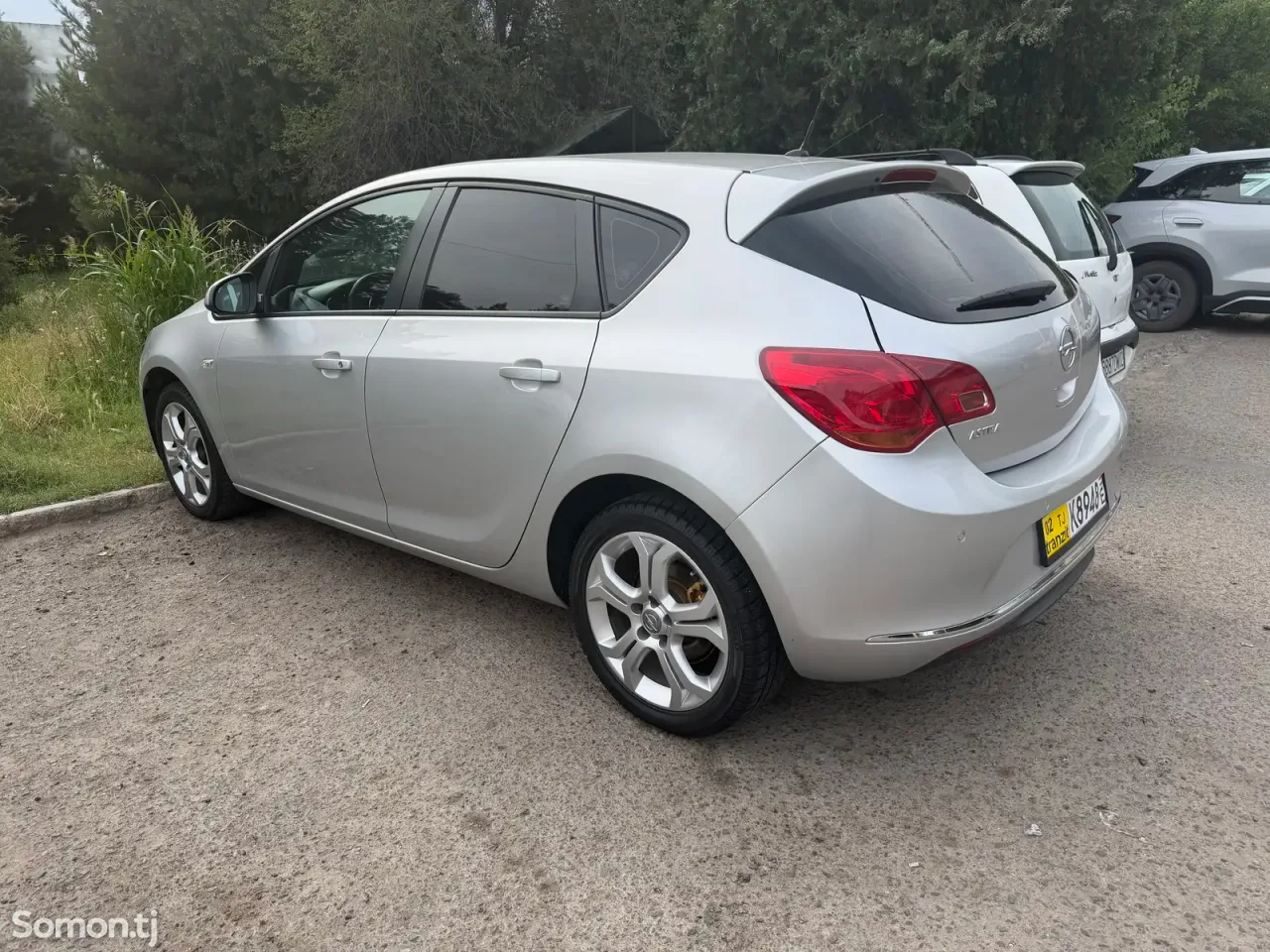 Opel Astra J 2015 · 1.6 MT