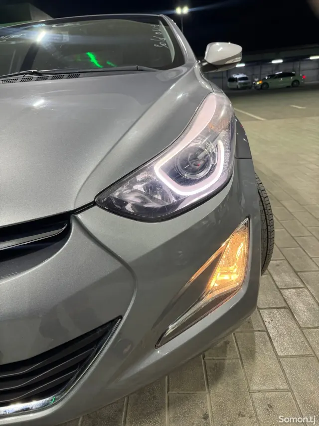 Hyundai Avante 2014 · 1.6 AT