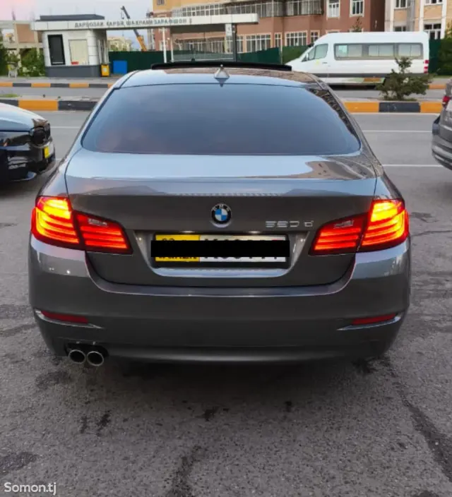 BMW 5 series 2015 · 2.0 AT