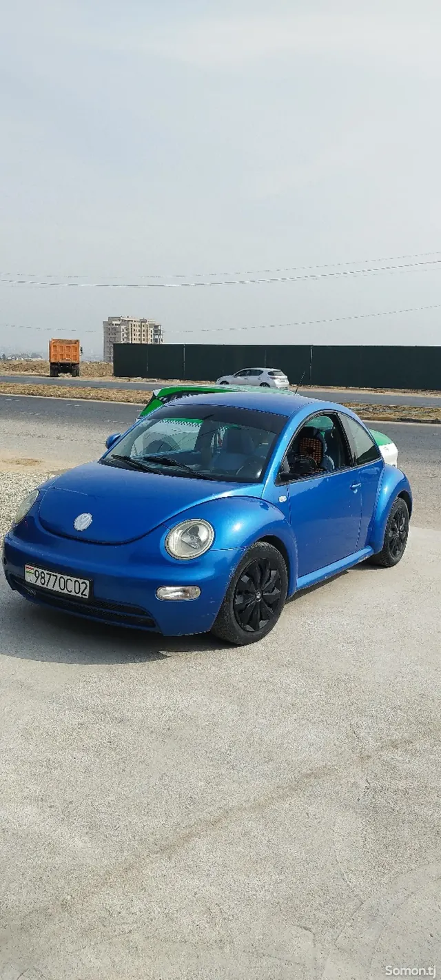 Volkswagen Beetle 2000 · 2.0 AT