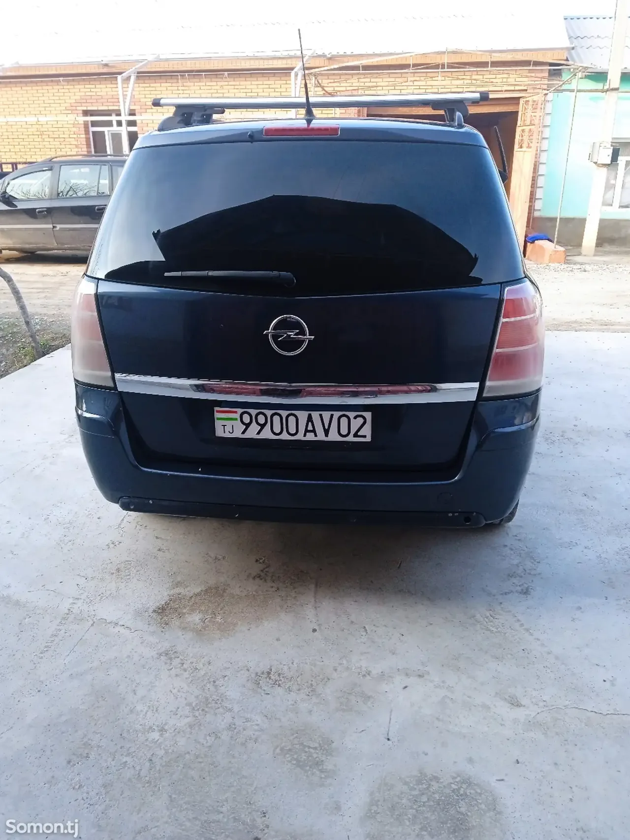 Opel Zafira 2006 · 1.8 MT