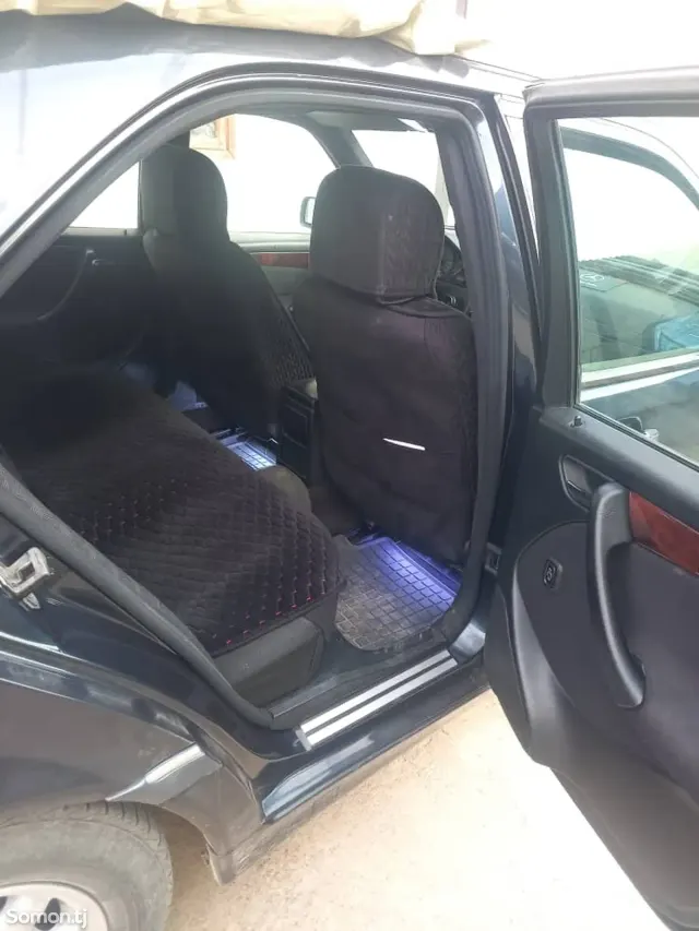 Mercedes-Benz C class 1997 · 2.0 MT