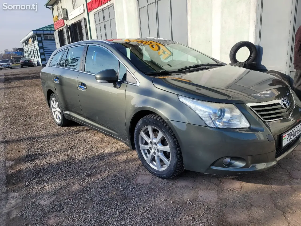 Toyota Avensis 2009 · 2.0 MT
