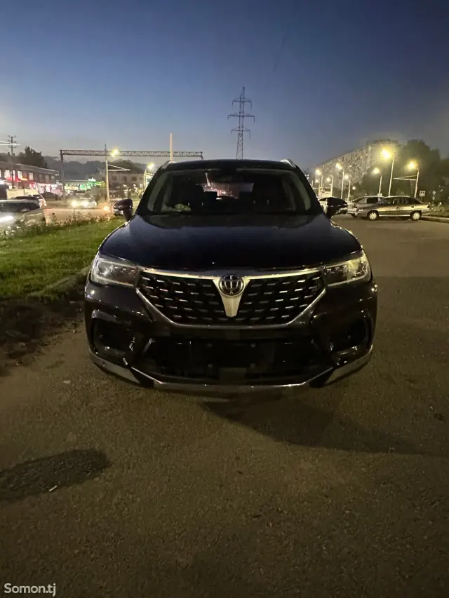Brilliance V7 2018 · 1.6 AT