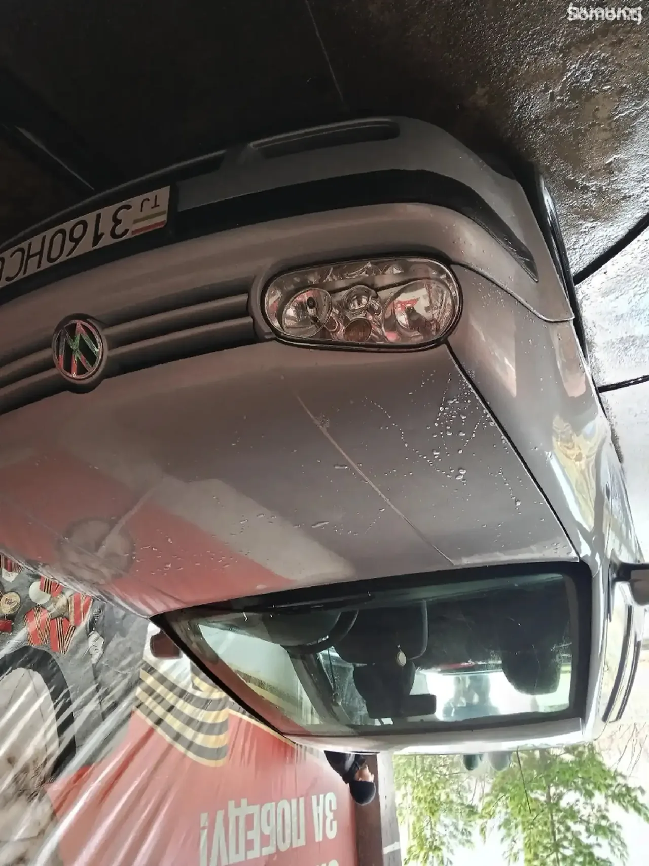 Volkswagen Golf 1998 · 1.6 AT