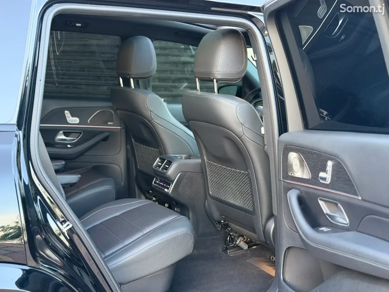 Mercedes-Benz GLS 2024 · 4.5 AT