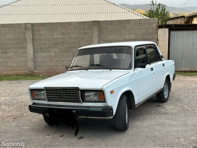 Lada (ВАЗ) 2107 2004 · 1.4 MT
